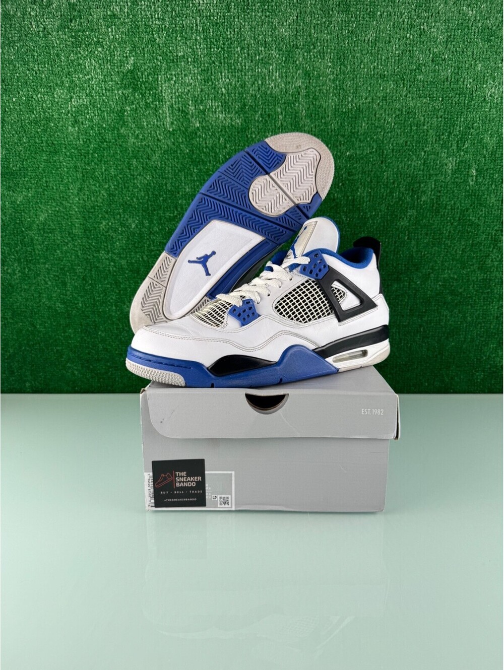 Size 11 - Jordan 4 Retro Mid Motorsports